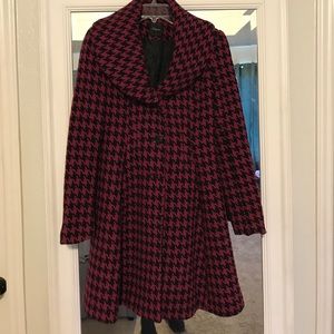 Houndstooth peacoat